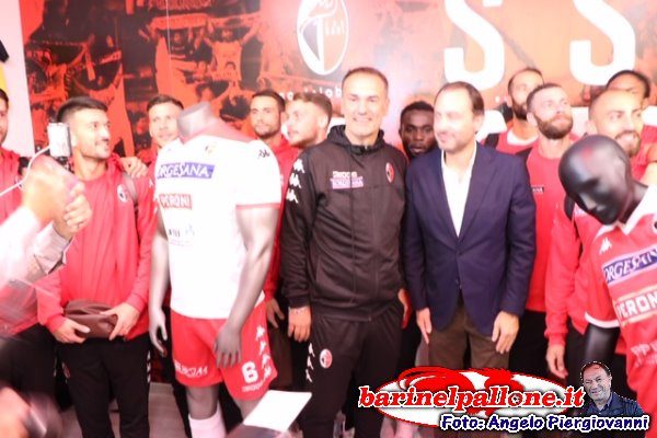 2019_10_22_apertura_store_sscbari_025